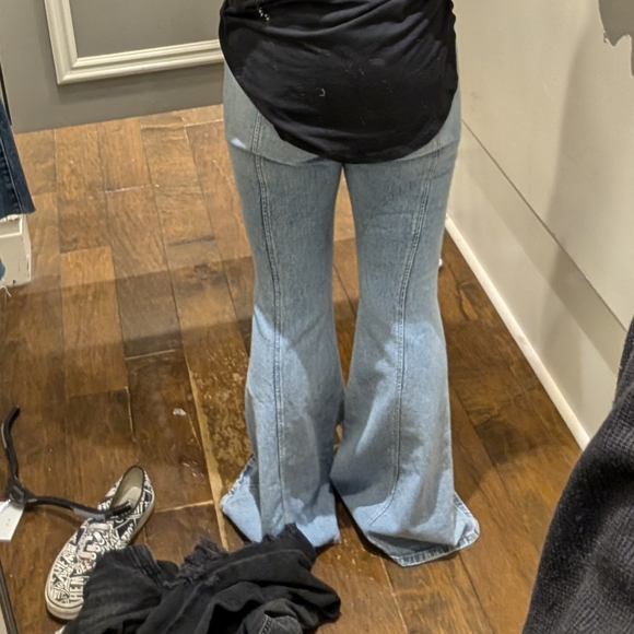 NWT Forever 21 Flare High-Rise Jeans 26 - Picture 6 of 6